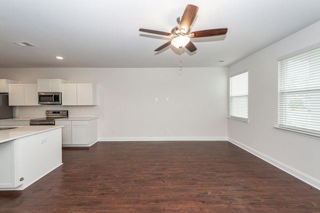 7787 Montview Road, North Charleston, SC 29418
