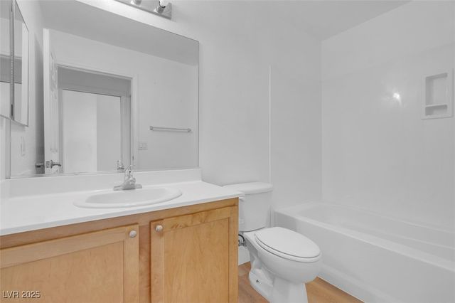 75 East Agate Avenue 206, Las Vegas, NV 89123