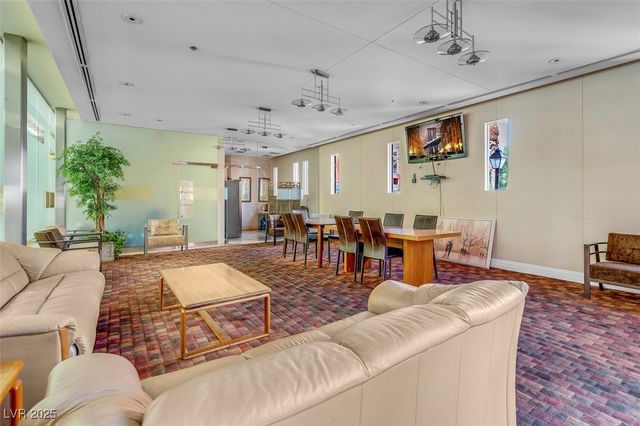 75 East Agate Avenue 206, Las Vegas, NV 89123