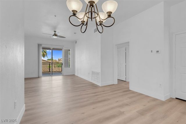 75 East Agate Avenue 206, Las Vegas, NV 89123