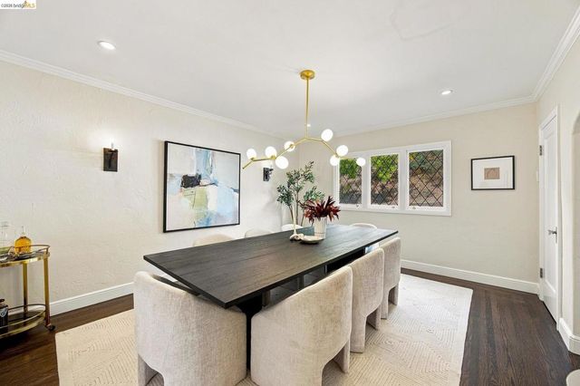 90 Oakmont Avenue, Piedmont, CA 94610
