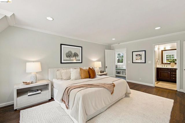 90 Oakmont Avenue, Piedmont, CA 94610