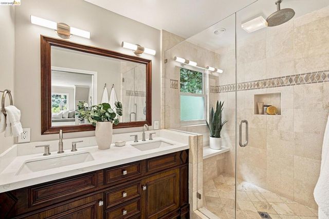 90 Oakmont Avenue, Piedmont, CA 94610