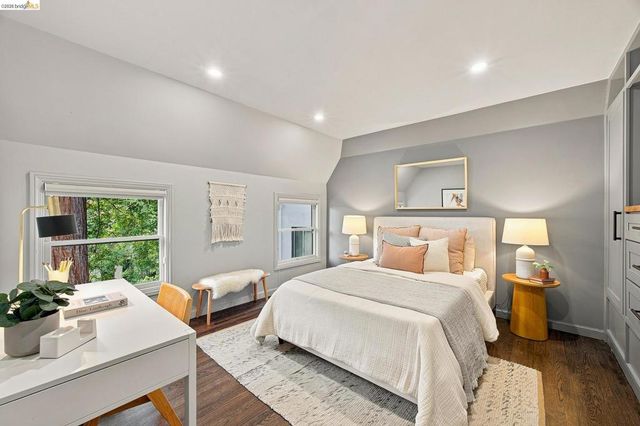 90 Oakmont Avenue, Piedmont, CA 94610