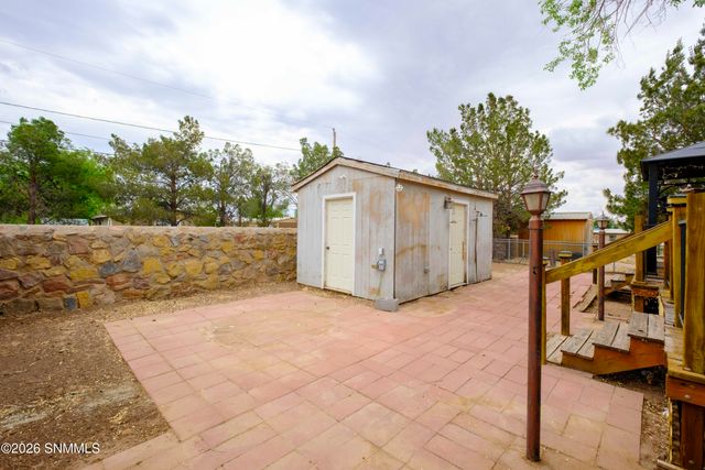 4028 Calle Estados, Las Cruces, NM 88007