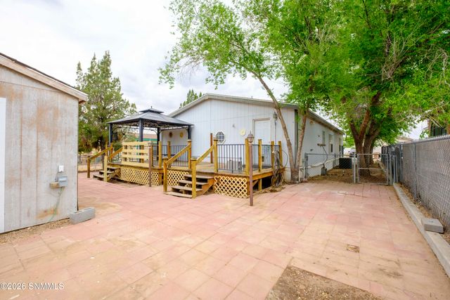 4028 Calle Estados, Las Cruces, NM 88007