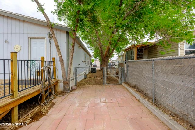 4028 Calle Estados, Las Cruces, NM 88007