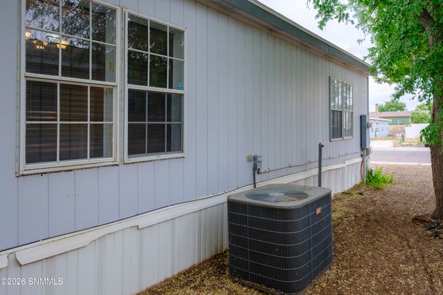 4028 Calle Estados, Las Cruces, NM 88007