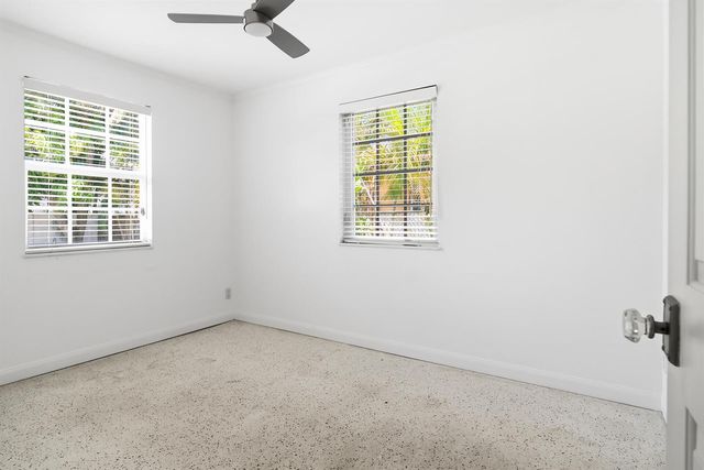205 RUTLAND Boulevard, West Palm Beach, FL 33405