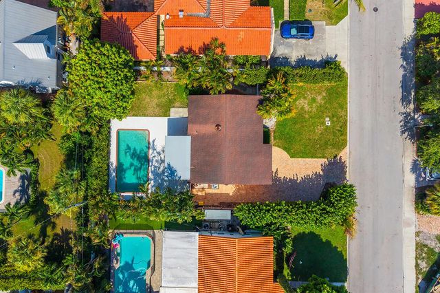 205 RUTLAND Boulevard, West Palm Beach, FL 33405