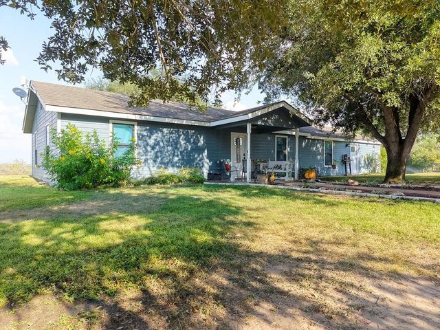 174 Dry Fork, George West, TX 78022