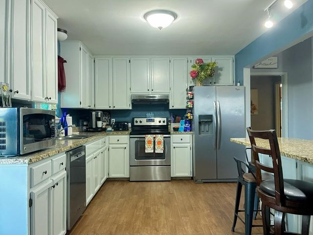 174 Dry Fork, George West, TX 78022