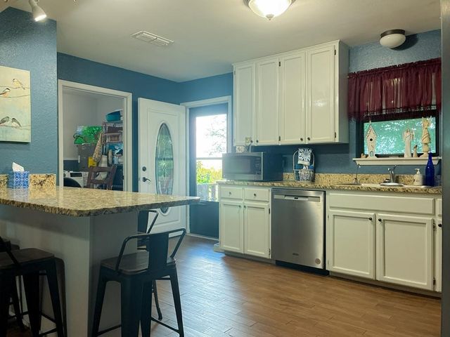 174 Dry Fork, George West, TX 78022