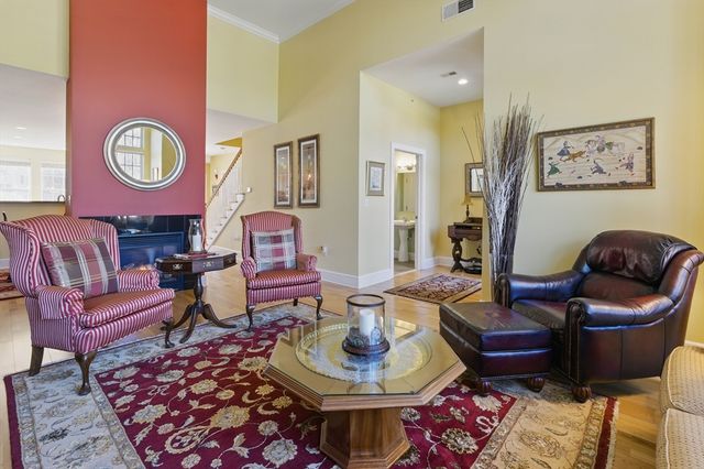 2 Powder Mill Sq 2B, Andover, MA 01810