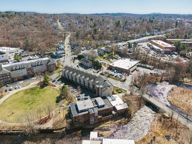 2 Powder Mill Sq 2B, Andover, MA 01810