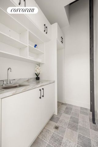 24 BELVIDERE Street, New York City, NY 11206