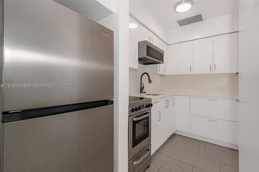 2901 Polk St 10, Hollywood, FL 33020