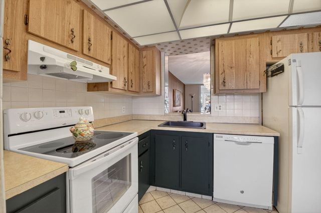 14747 Cumberland Drive 2020, Delray Beach, FL 33446