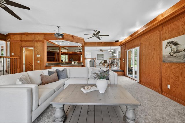 5681 Gold Leaf Ln, Placerville, CA 95667