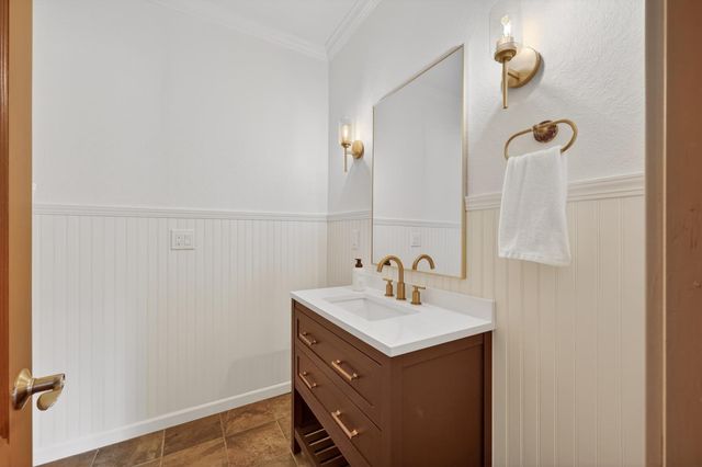 5681 Gold Leaf Ln, Placerville, CA 95667