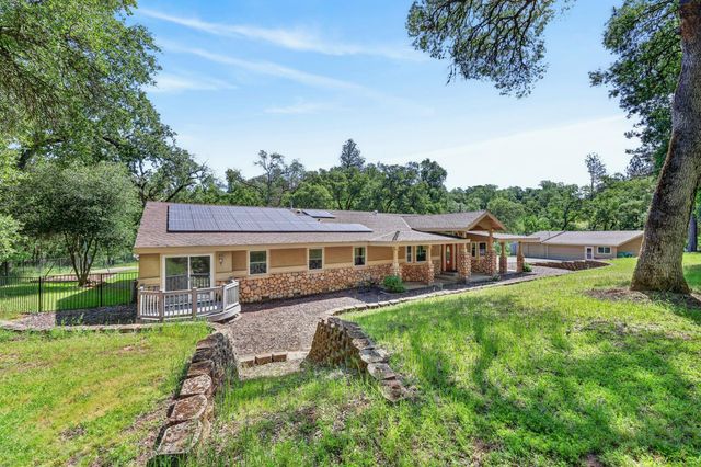 5681 Gold Leaf Ln, Placerville, CA 95667