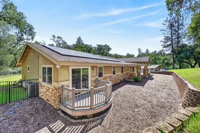 5681 Gold Leaf Ln, Placerville, CA 95667