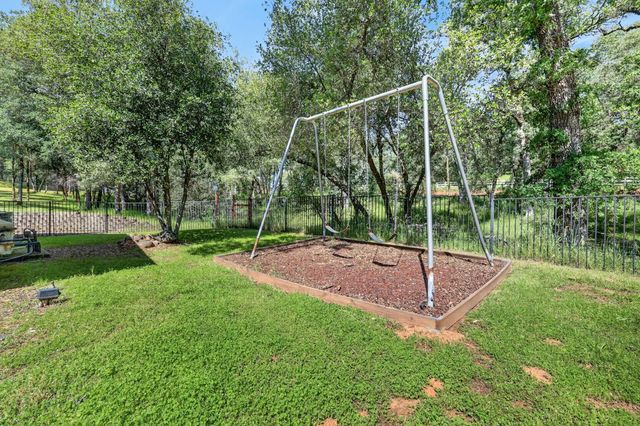 5681 Gold Leaf Ln, Placerville, CA 95667