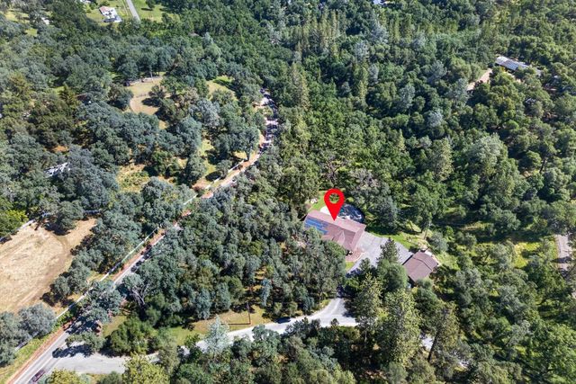 5681 Gold Leaf Ln, Placerville, CA 95667