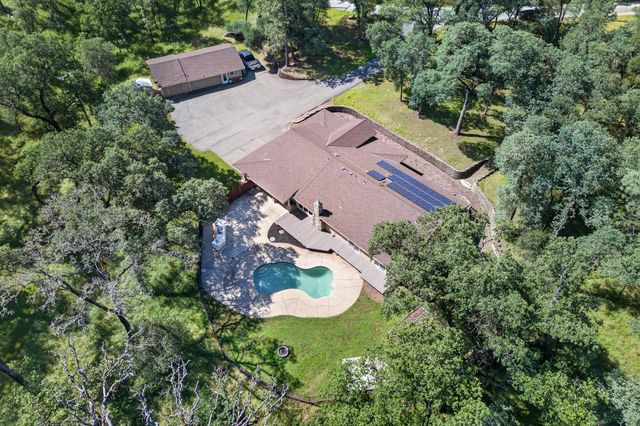 5681 Gold Leaf Ln, Placerville, CA 95667