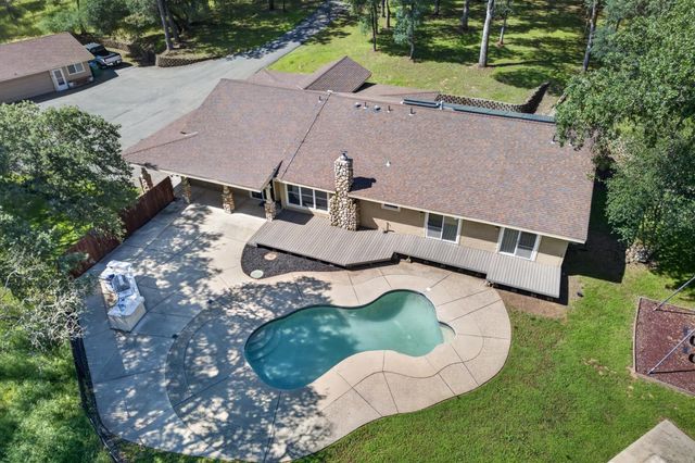 5681 Gold Leaf Ln, Placerville, CA 95667