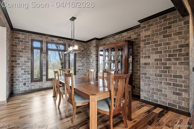 8315 E Allen Road, Fenton, MI 48430