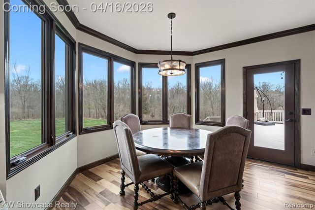 8315 E Allen Road, Fenton, MI 48430