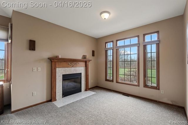 8315 E Allen Road, Fenton, MI 48430