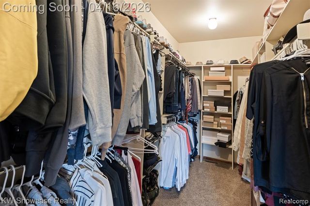 8315 E Allen Road, Fenton, MI 48430