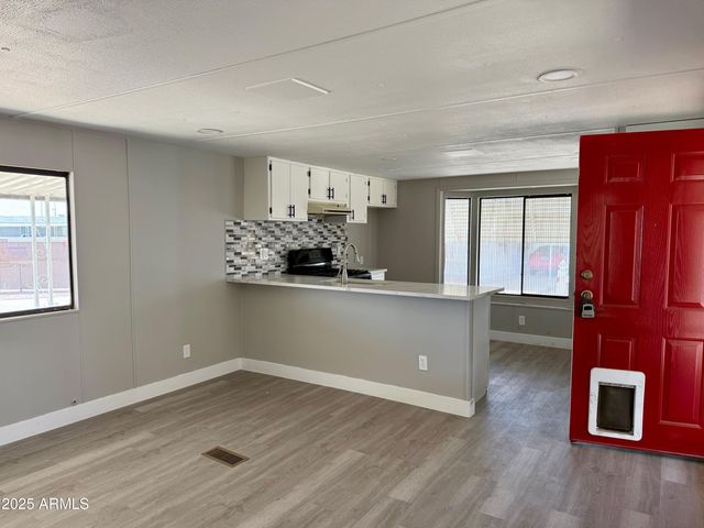 10955 N 79th Avenue 147, Peoria, AZ 85345