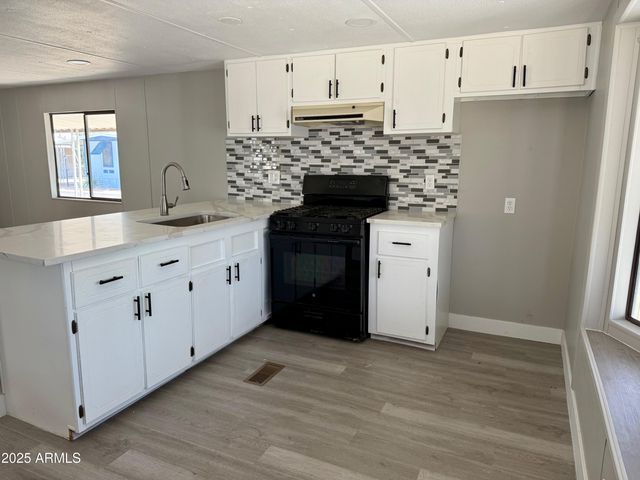 10955 N 79th Avenue 147, Peoria, AZ 85345