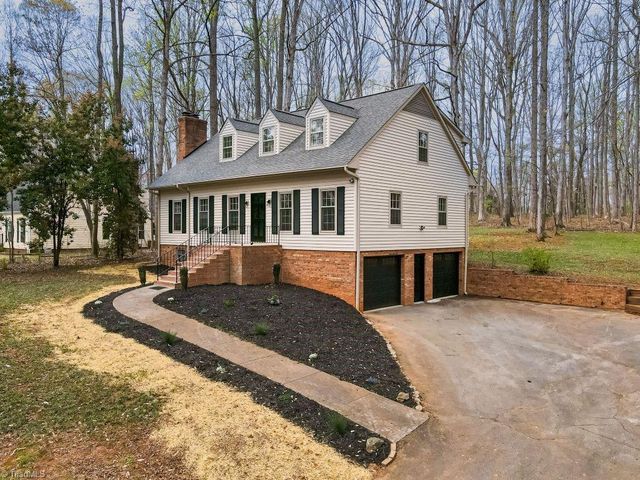 1604 S Marblehead Road, Lewisville, NC 27023