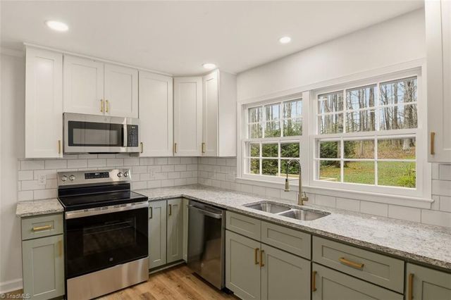 1604 S Marblehead Road, Lewisville, NC 27023