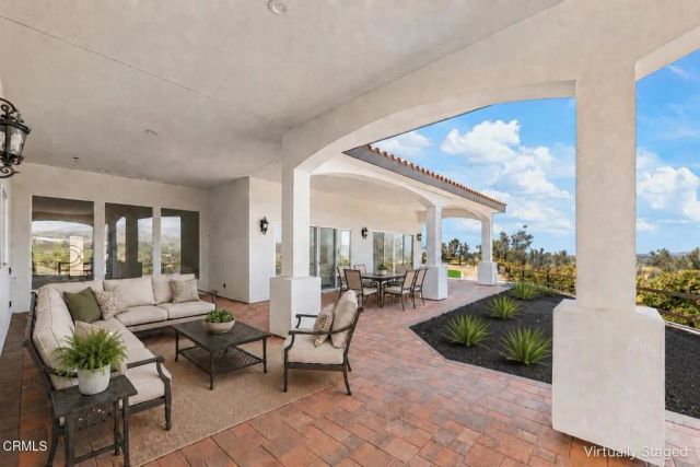 5927 St Maarten Drive, Moorpark, CA 93021