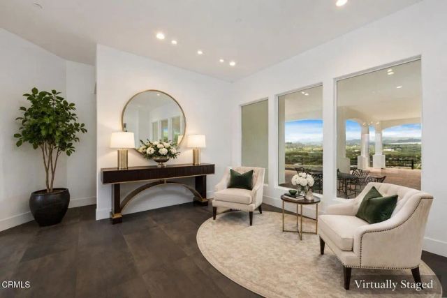 5927 St Maarten Drive, Moorpark, CA 93021