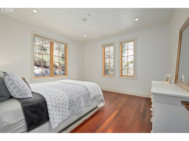 2630 ONYX St, Eugene, OR 97403