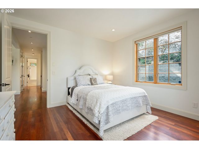 2630 ONYX St, Eugene, OR 97403