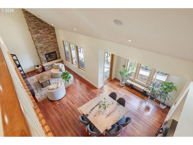 2630 ONYX St, Eugene, OR 97403