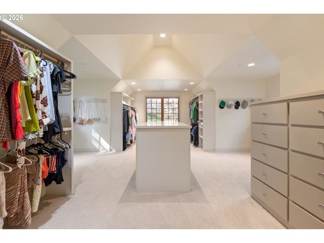 2630 ONYX St, Eugene, OR 97403