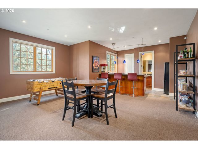 2630 ONYX St, Eugene, OR 97403