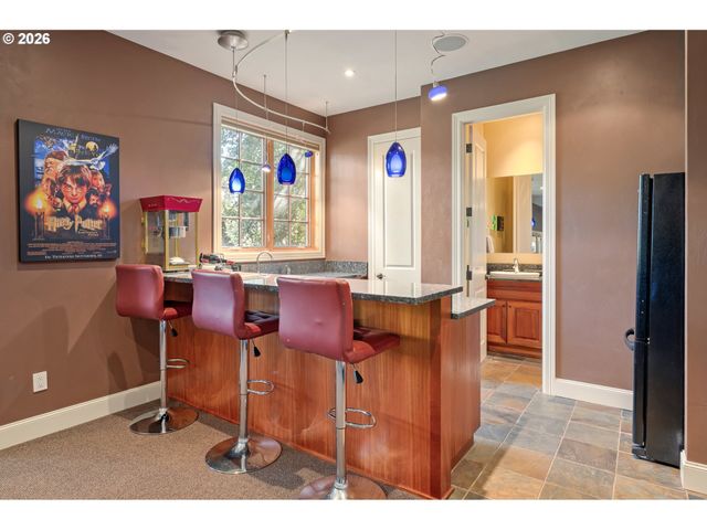 2630 ONYX St, Eugene, OR 97403