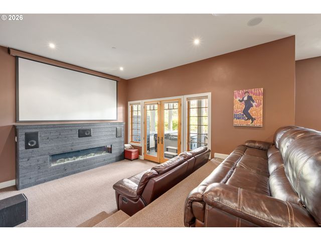 2630 ONYX St, Eugene, OR 97403