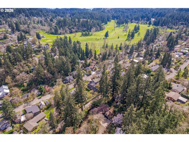 2630 ONYX St, Eugene, OR 97403