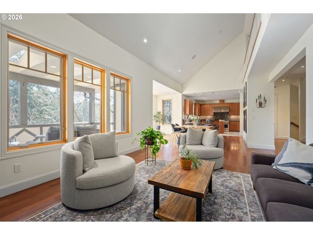 2630 ONYX St, Eugene, OR 97403