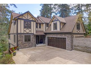 2630 ONYX St, Eugene, OR 97403